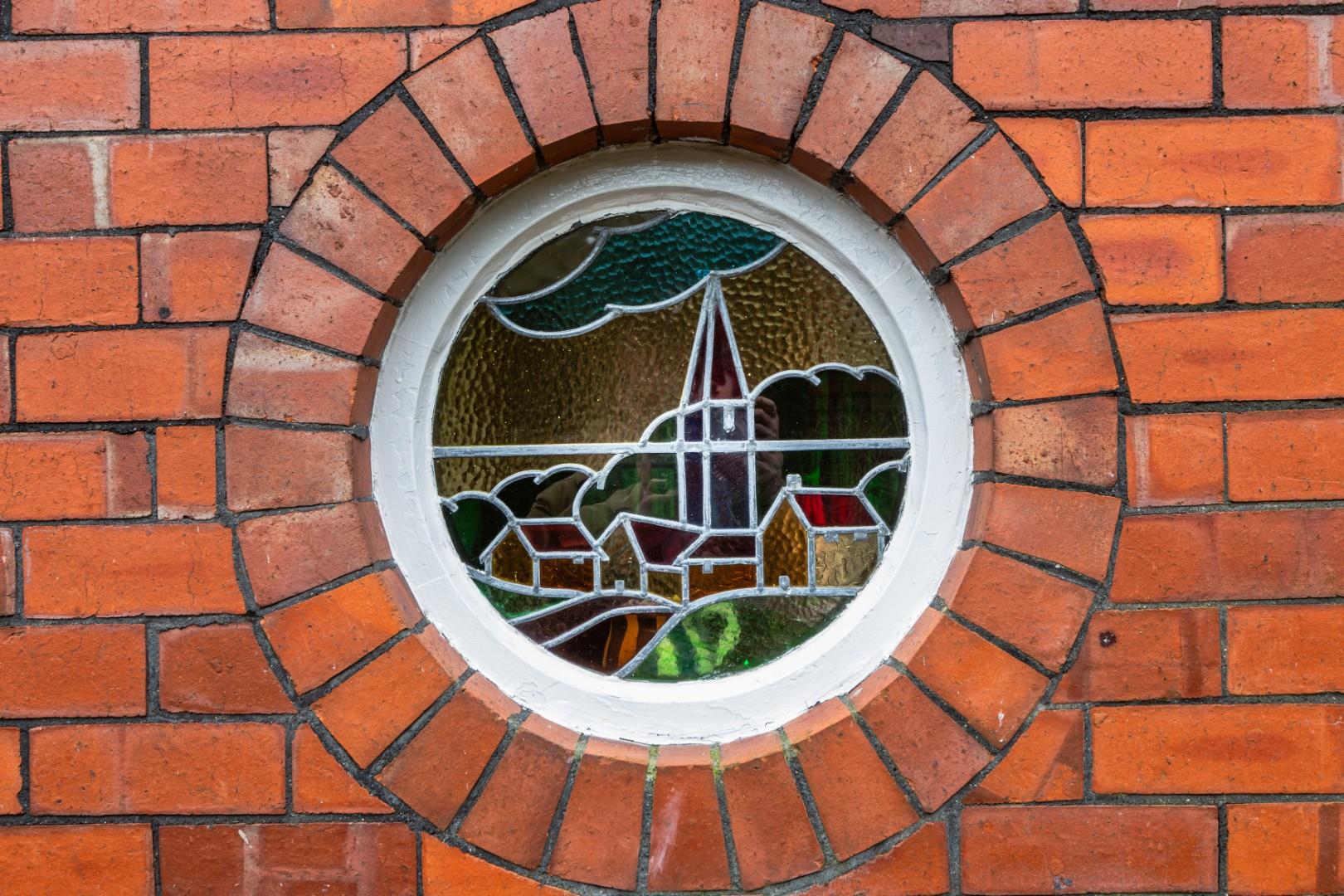 West Cross Lane, West Cross, Swansea, SA3 5LS